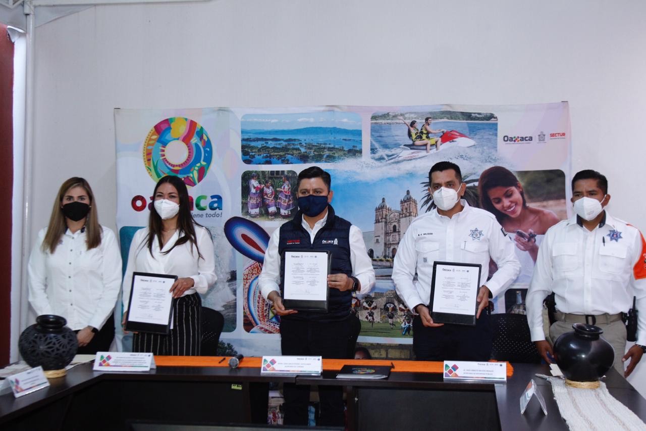 Firman Sectur Oaxaca y SSPO convenio de colaboración en beneficio de la atención turística
