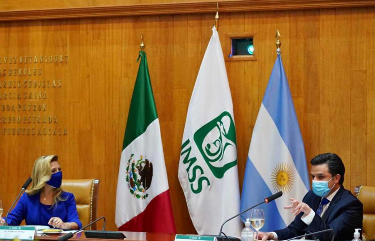 Primera dama argentina se reúne con director del IMSS