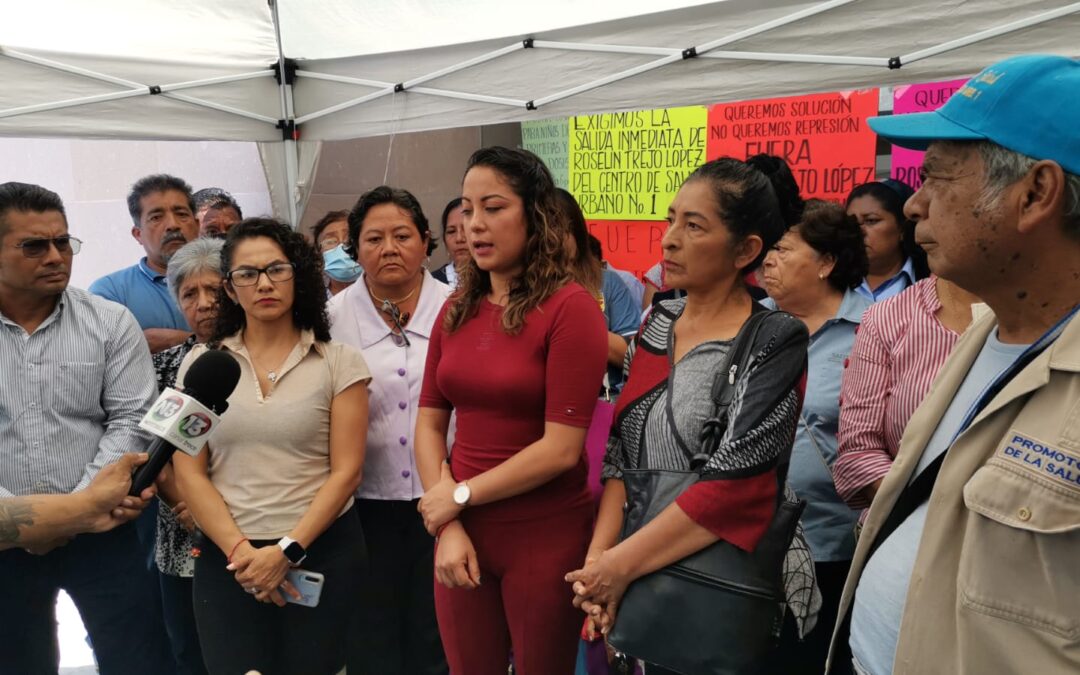 Amenazan trabajadores del Centro de Salud Urbano con intensificar sus protestas